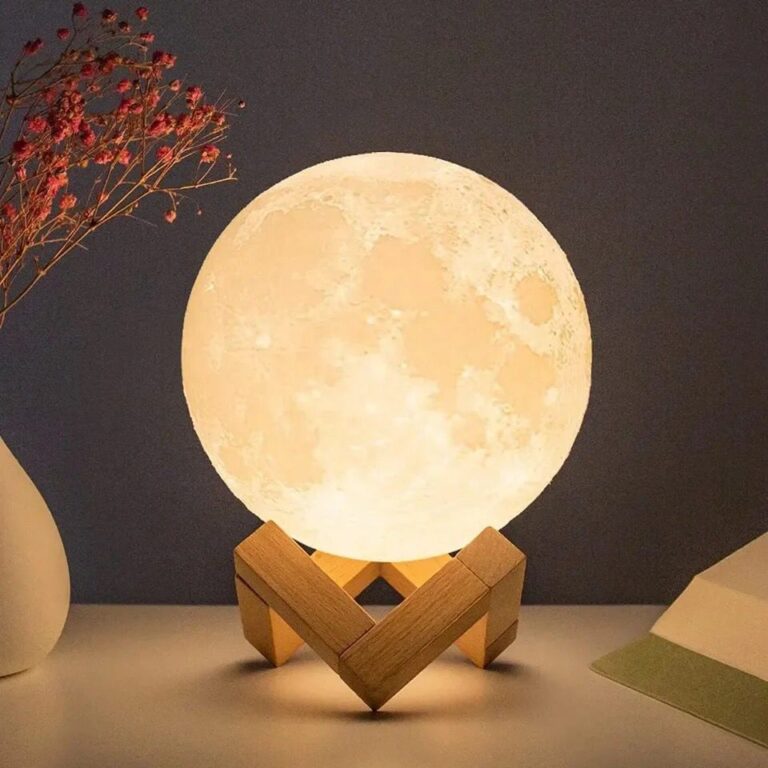 3D LED Moon Lamp